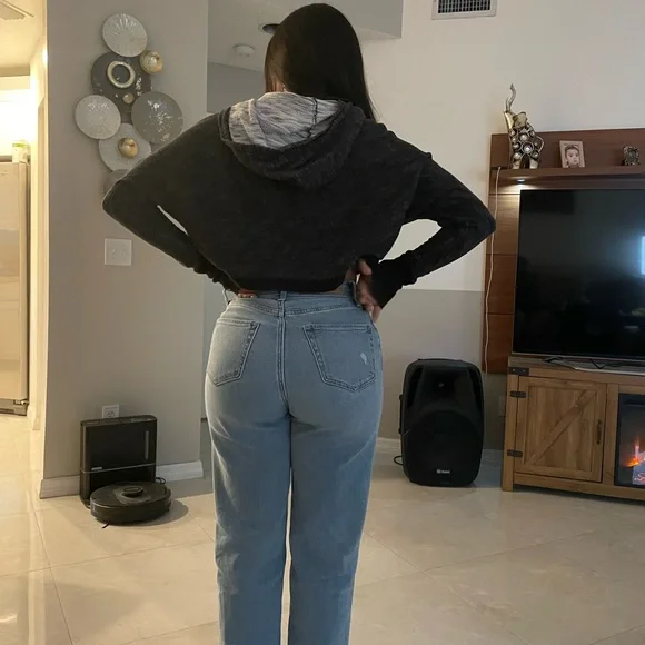 Forever 21 crop top sweater - Picture 3 of 5